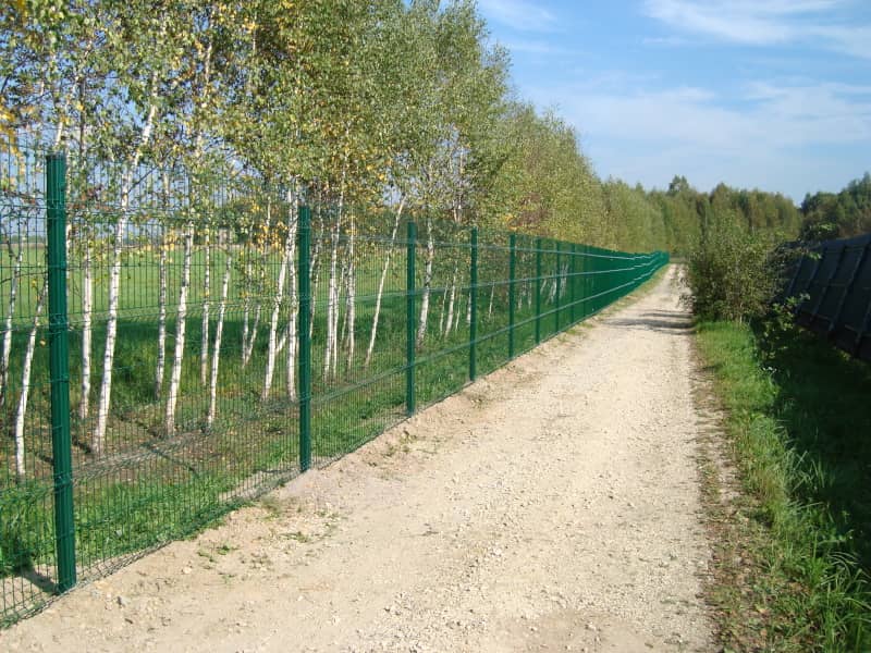 Сетчатый забор DoorHan в Грозном с установкой