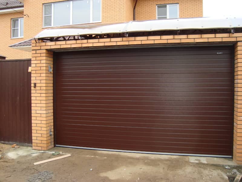 Секционные ворота DoorHan в Грозном с установкой